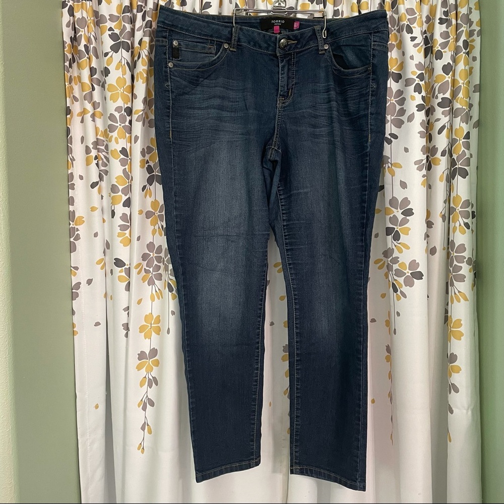 Torrid size 20 short skinny jeans